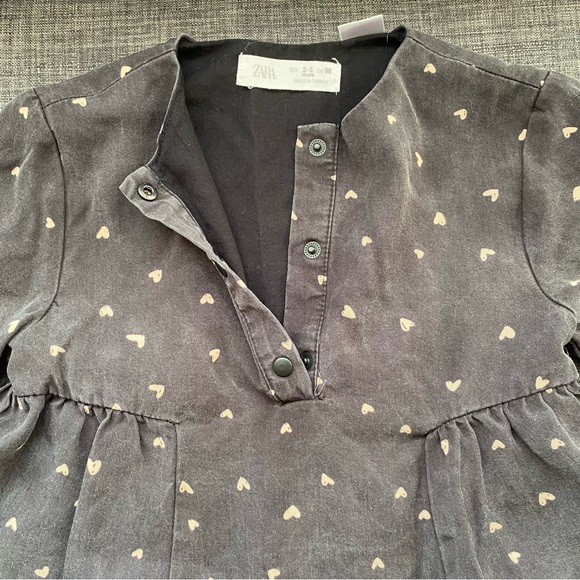 Zara Toddler Long Sleeve Heart Print Dress - Picture 4 of 9